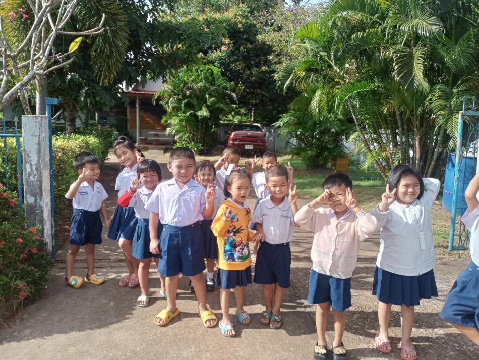 ศูนย์พัฒนาเด็กเล็กบดมาด พานักเรียนทำกิจกรรมศึกษาแหล่งเรียนรู้ภายนอกโรงเรียน ส่งเสริมพัฒนาการด้านสังคม อารมณ์และสติปัญญา